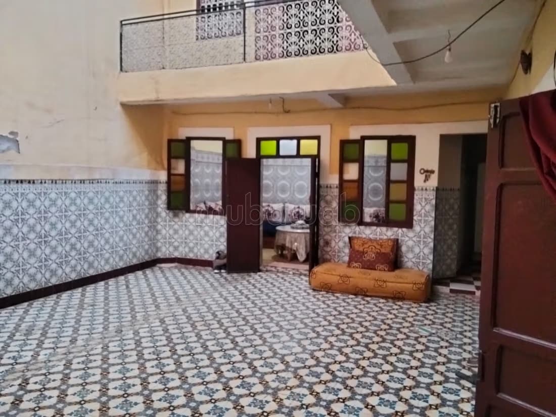 Très beau riad à vendre à Ben Saleh. Surface de 107 m²