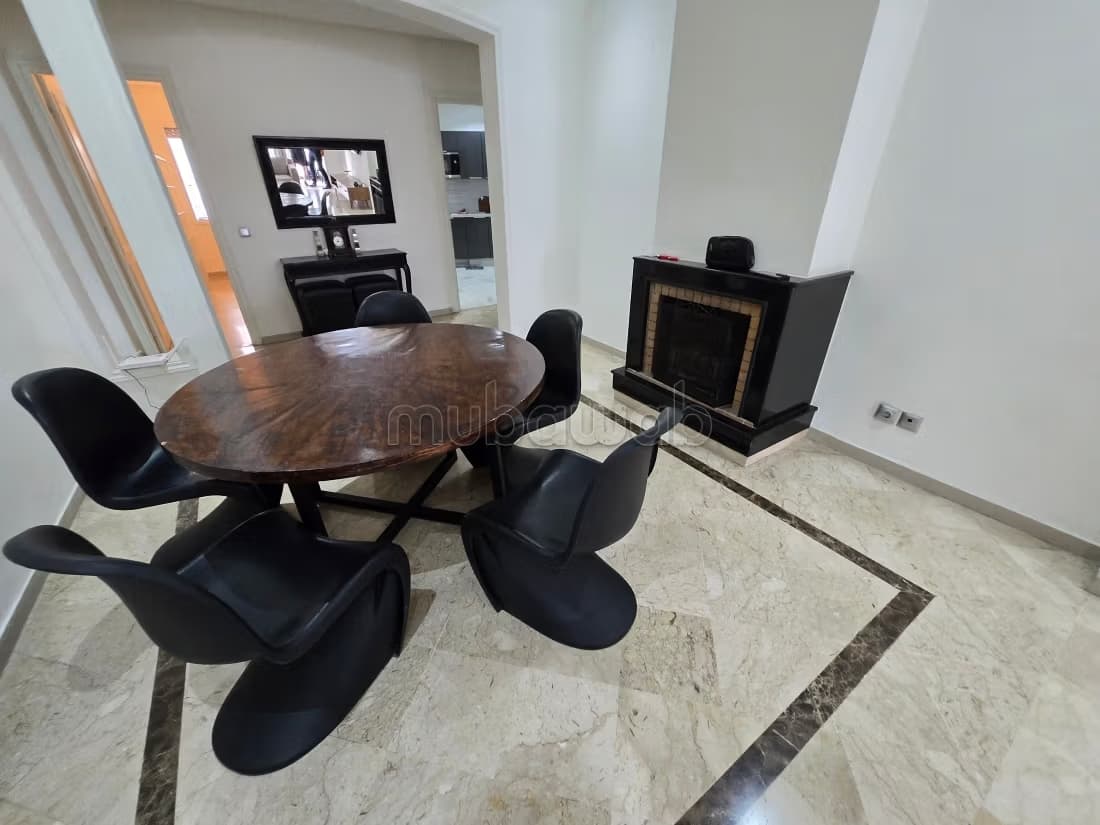 Appartement en vente à Bourgogne Est. 3 belles chambres. Bie...