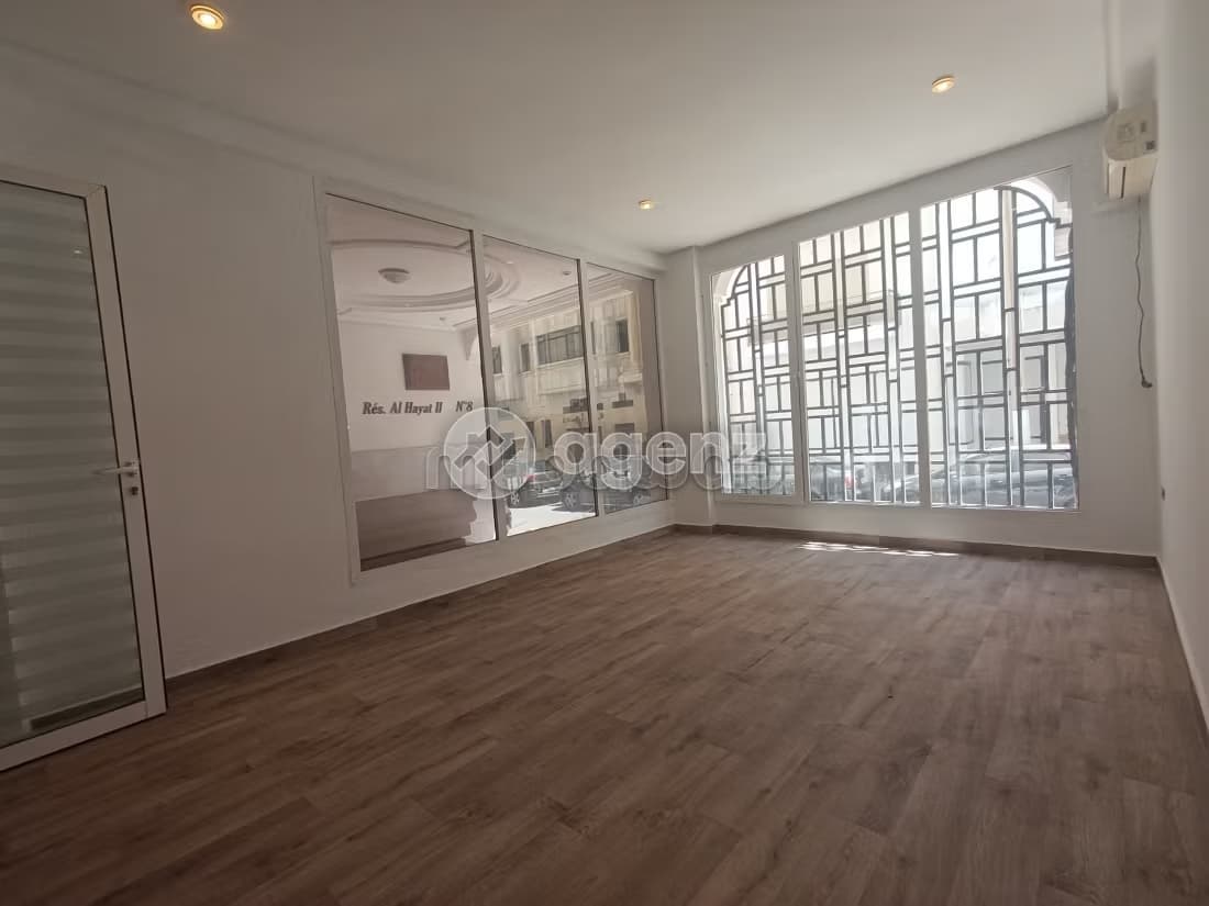 Commerce à vendre 110 m² Racine Casablanca