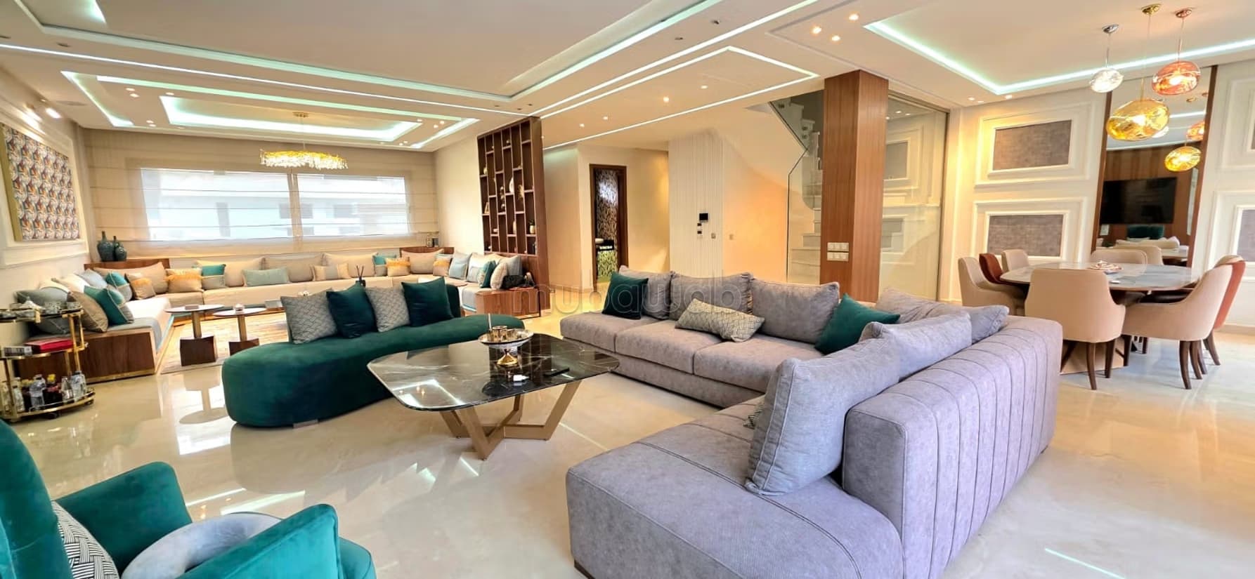 Villa neuve meublée sur Al Maz