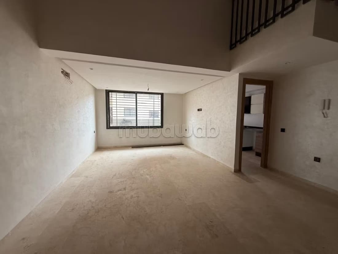 Duplex non meublé à louer à long terme – Victor Hugo, Gueliz
