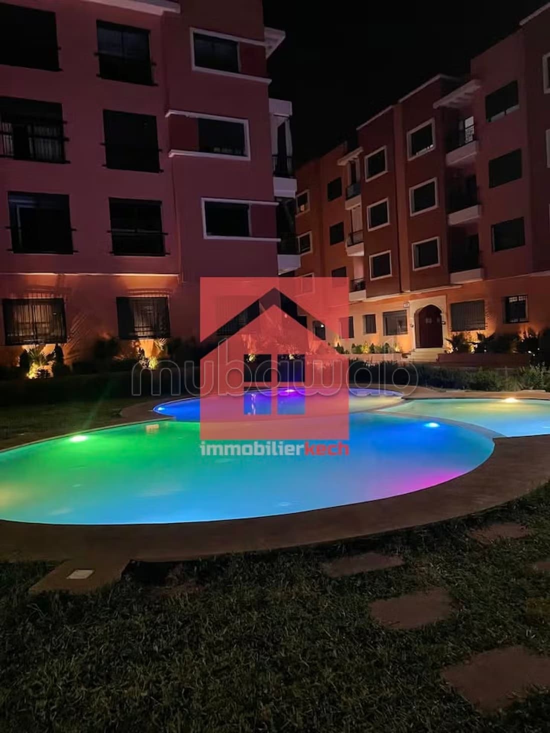 Appartement Chic avec Balcon et Piscine à Marrakech