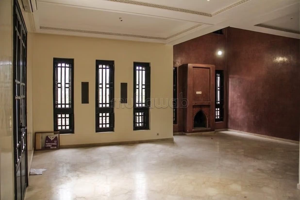 LOCATION Villa 5 chambres 300 m2 Masmoudi Targa