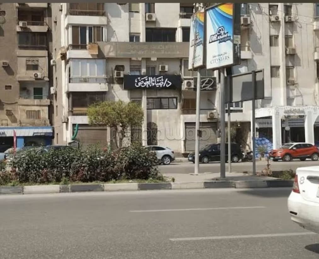 Local commercial à vendre à Mghogha. Superficie 2450 m²