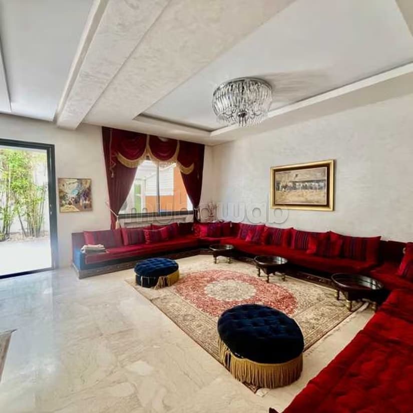 Villa à Vendre de 317.0 m² à Casablanca, Ain Diab