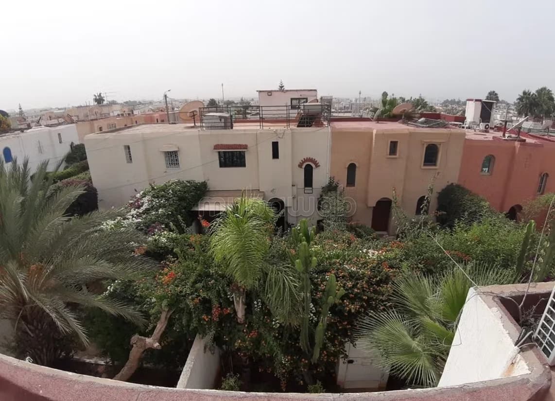 Villa 98m2 à vendre à Charaf Agadir