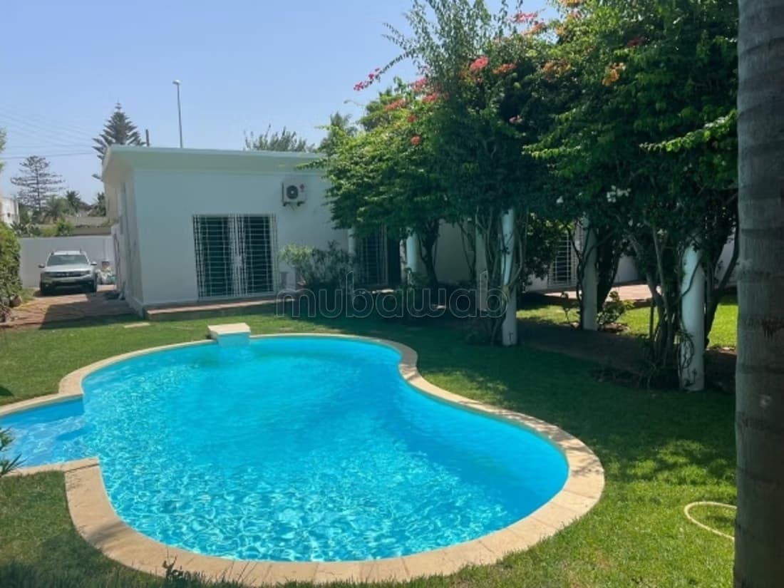 Offre la location – villa de charme avec piscine