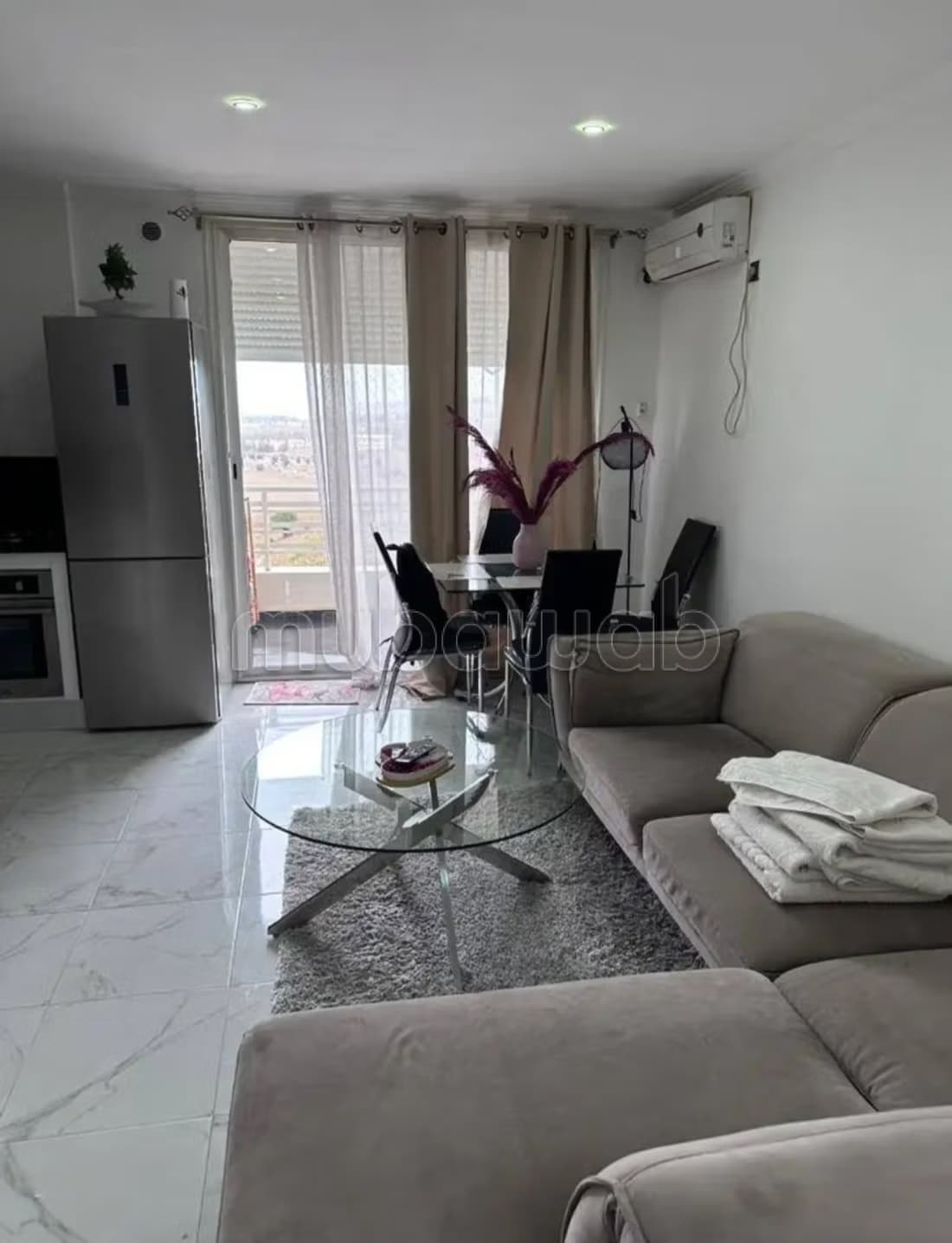 Bel appartement à vendre à Al-Wifaq. Superficie 84 m². Meubl...