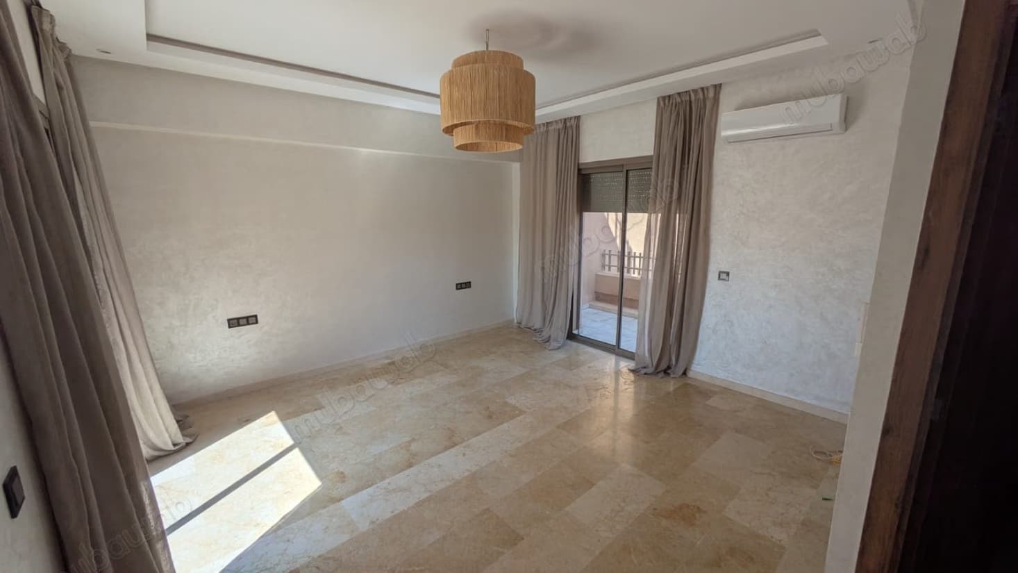 Duplex a louer long durée 4e et 5e etage
