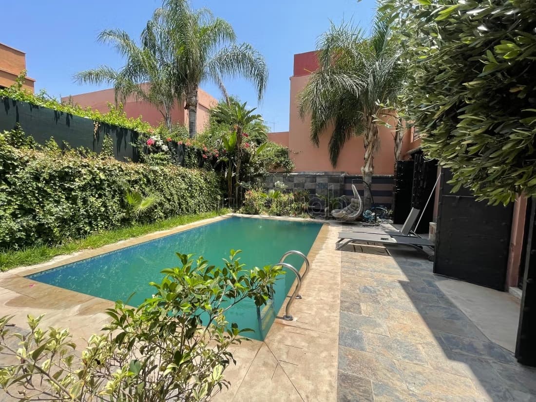 Location Jolie Villa Meublée à Agdal