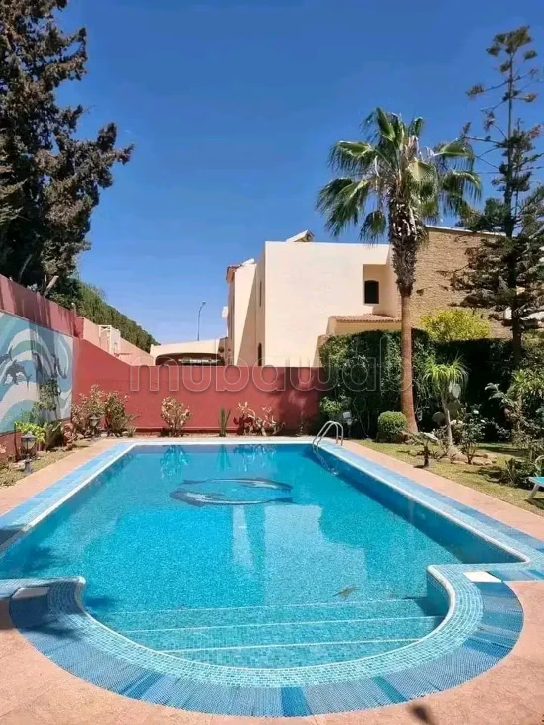 Maison exceptionnelle à vendre à Ailigh. 7 grandes pièces. M...