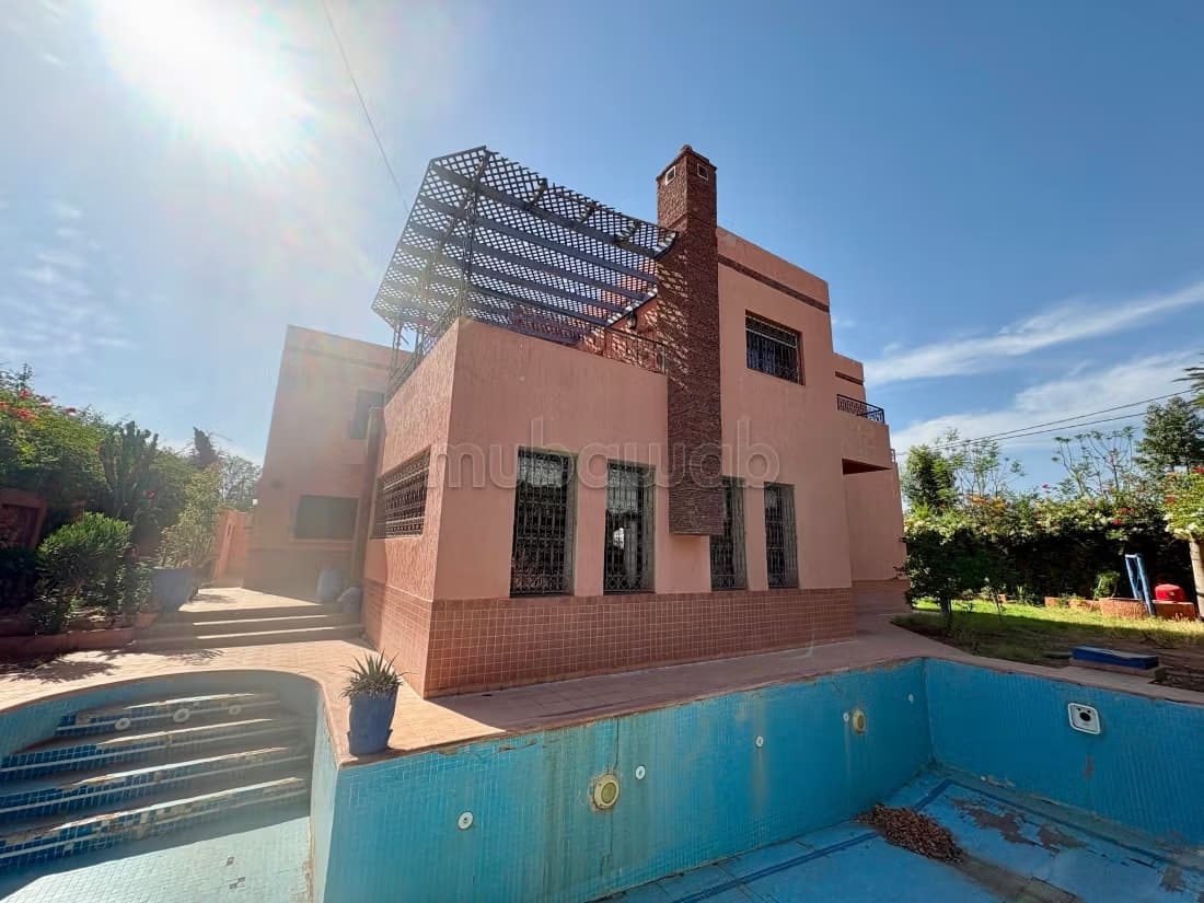 Villa de prestige à vendre à targa