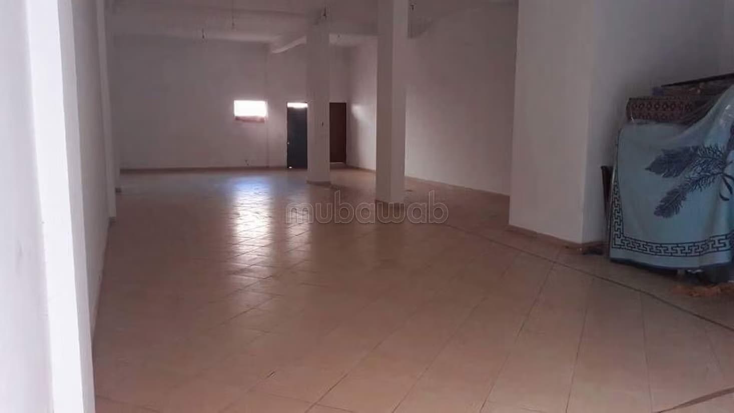 Bureaux et magasins à vendre à Salé nouvelle. Surface totale...