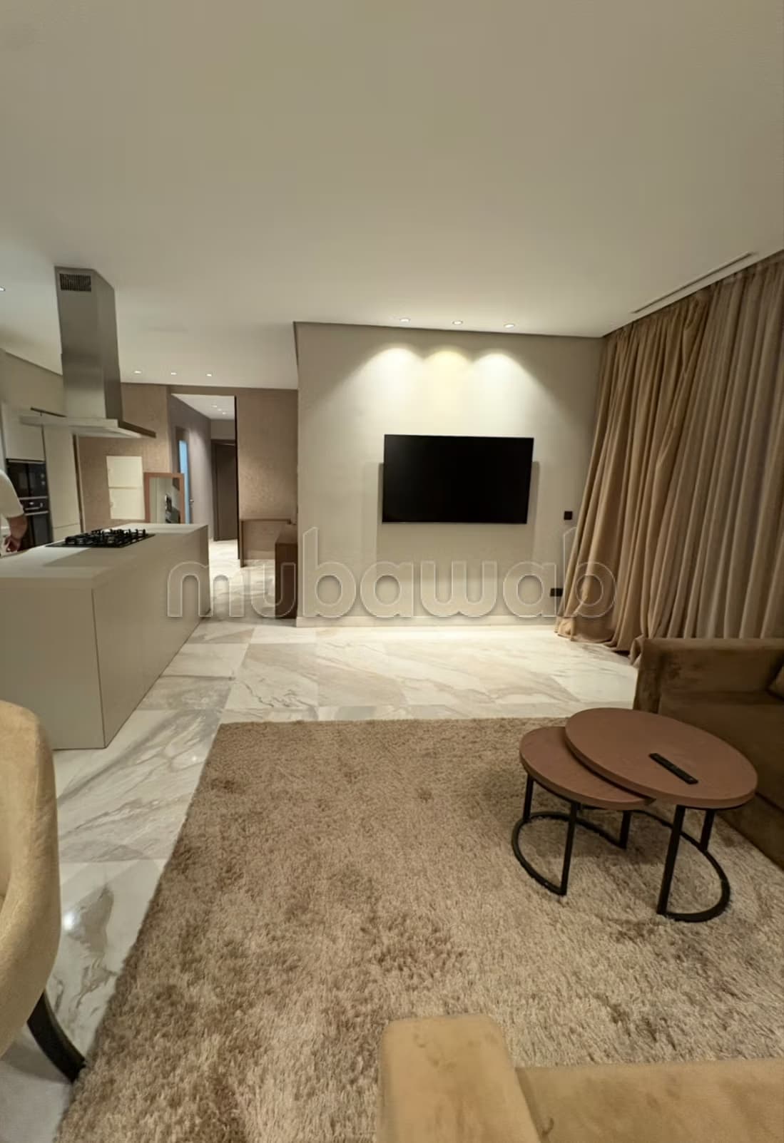 Vente d'un bel appartement à Star Hill. 6 grandes pièces. Bi...