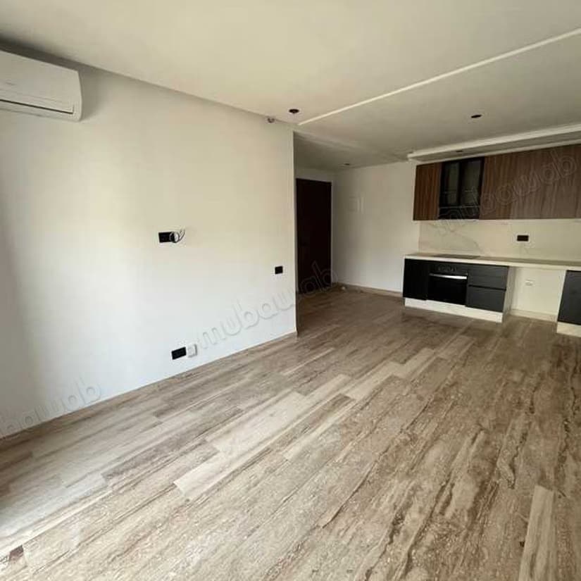 Appartement à Louer de 72.0 m² à Casablanca, Belvedere Roche...