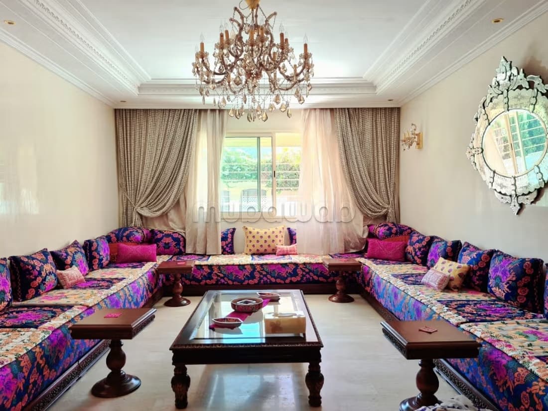 A louer villa meublée 250m2 Laimoun