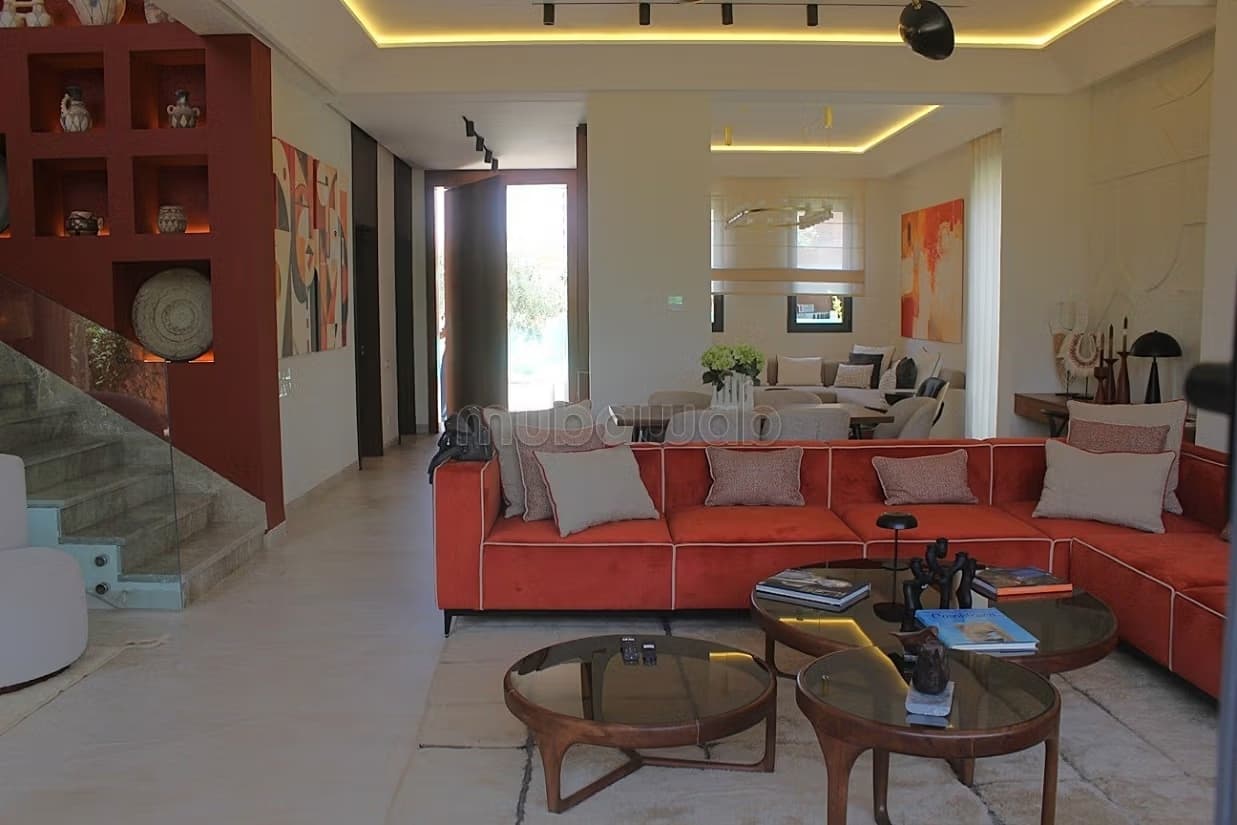 Belle villa de trois chambres a Vendre