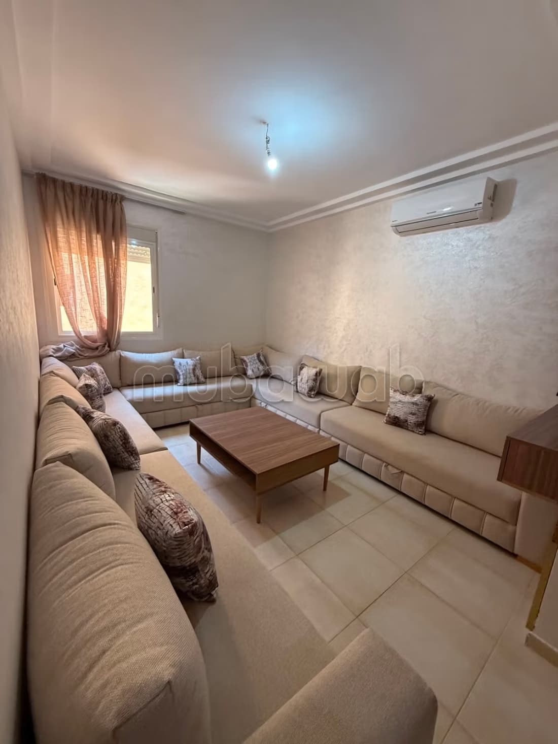 Location d'un appartement à Hay Targa. 2 chambres agréables...