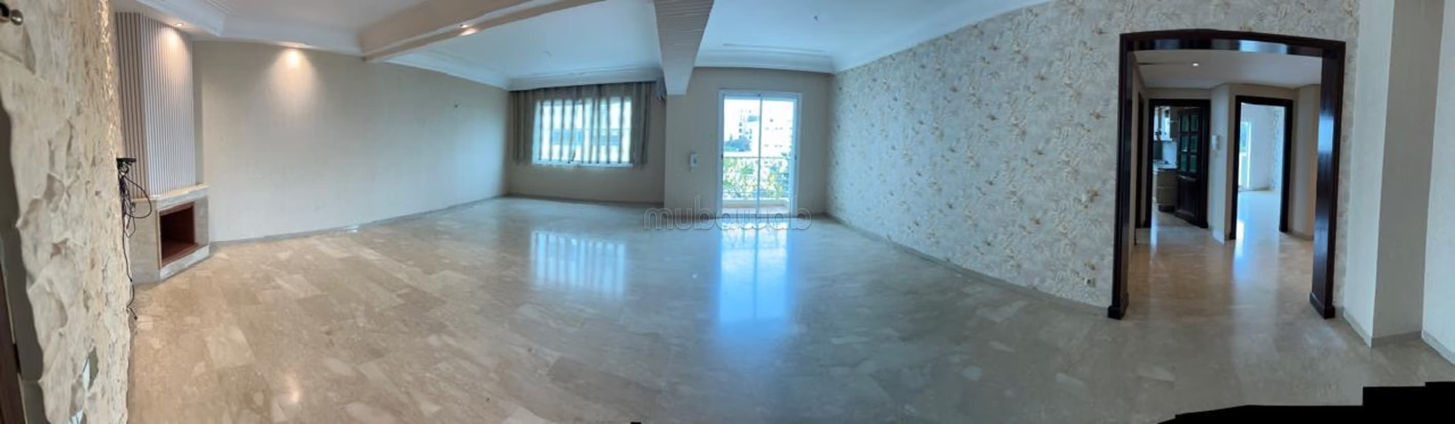 Superbe appartement vide à louer à Val Fleury