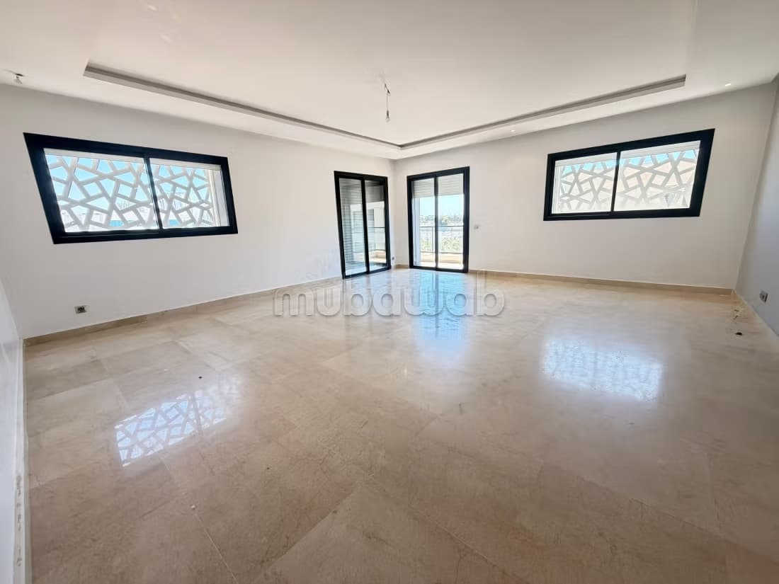 Très bel appartement à louer 4 chambres