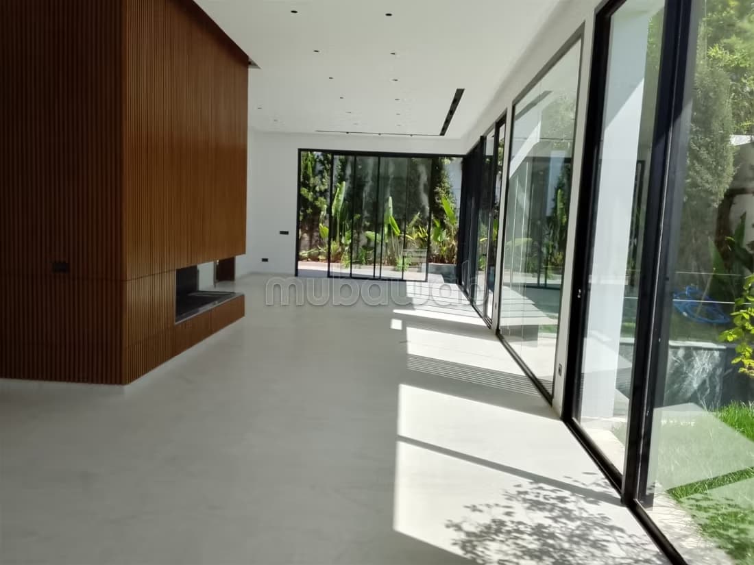 Villa a la location vidé a ain Diab 55000dh