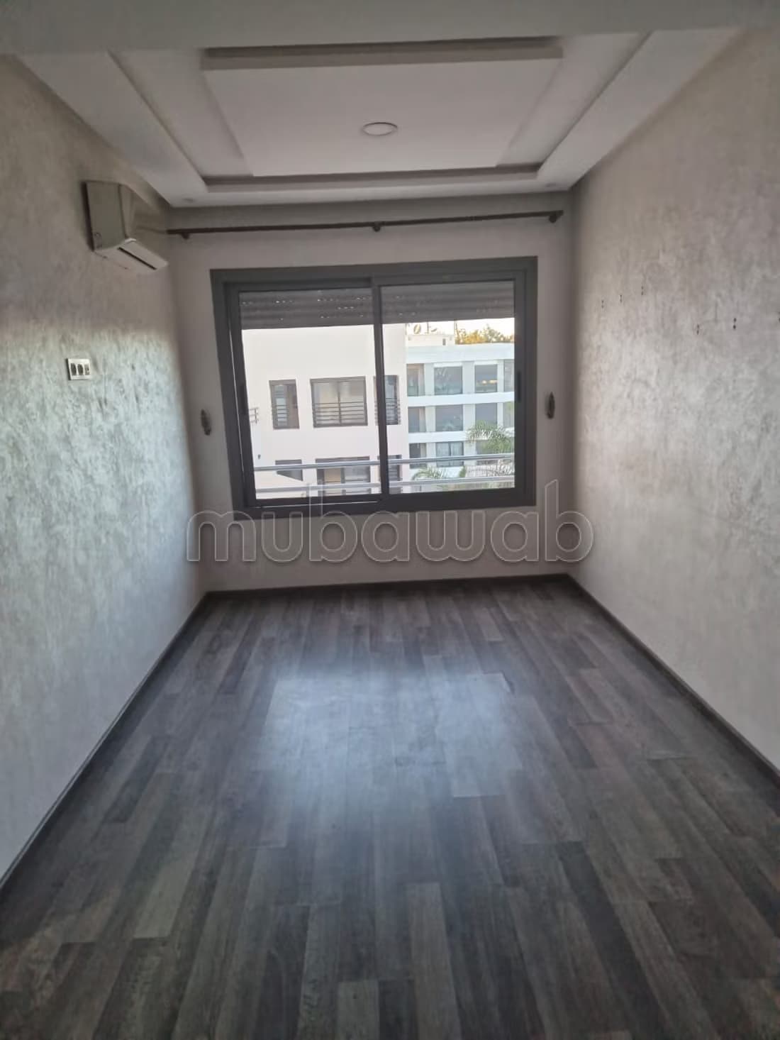À louer – Studio moderne – Quartier Riviera