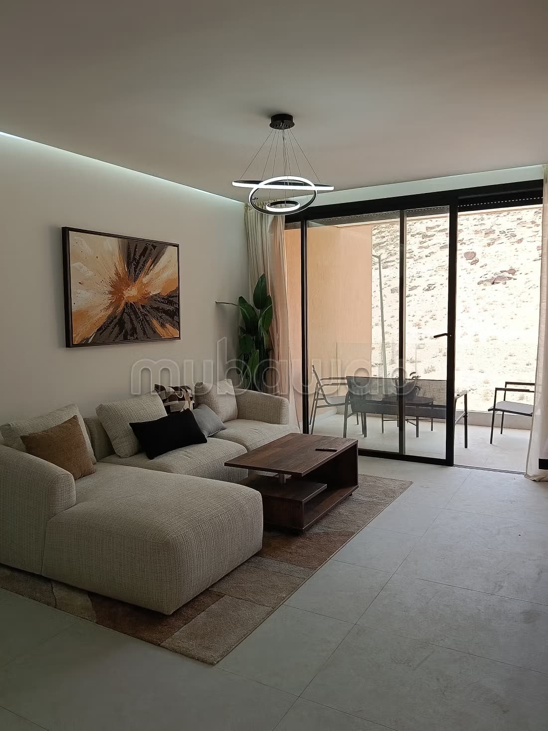 Vend appartement à Camp Al Ghoul. Superficie 55 m²
