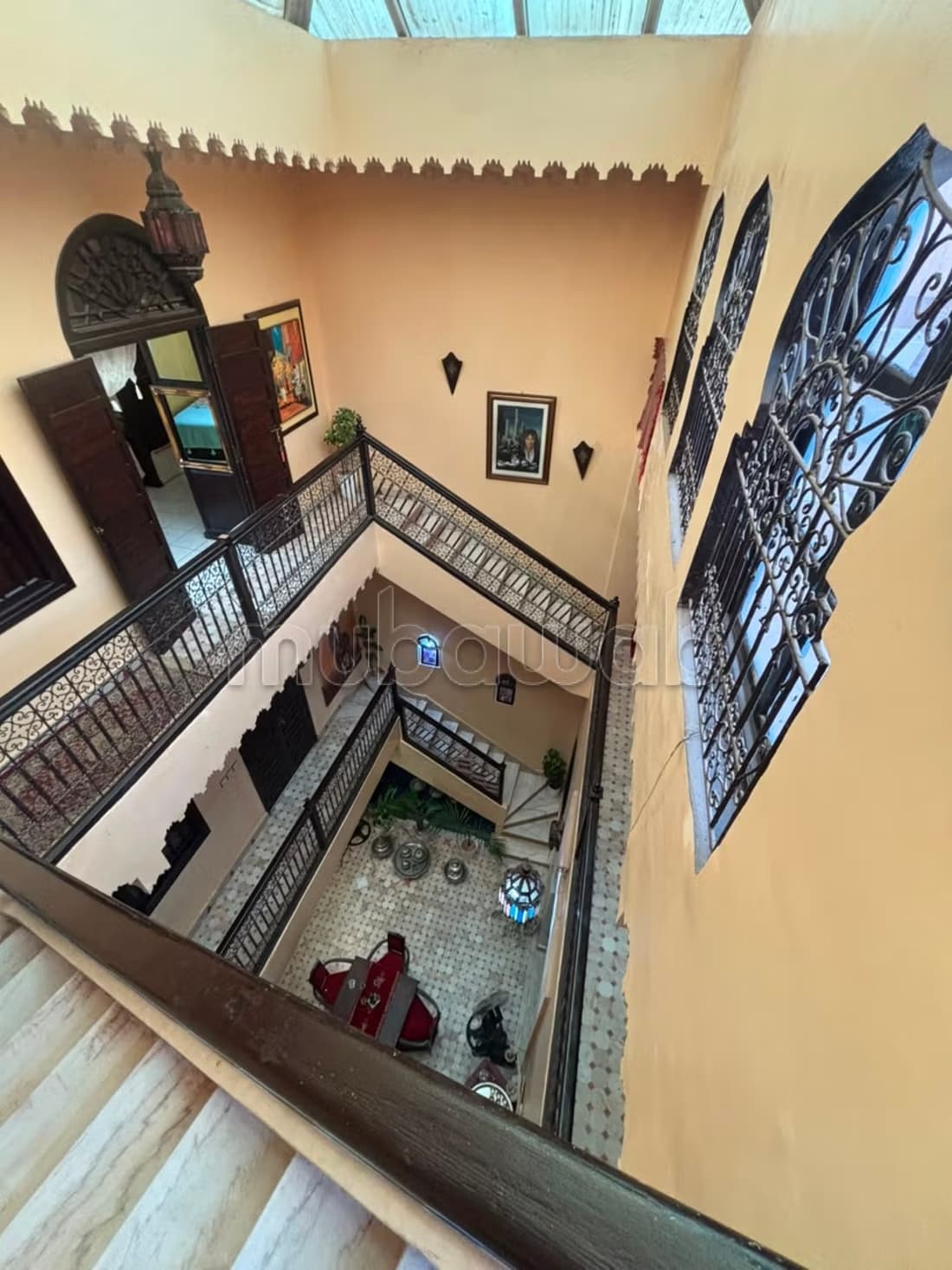 Riad à la vente à Ennakhil Palmeraie. Surface totale 74 m²...