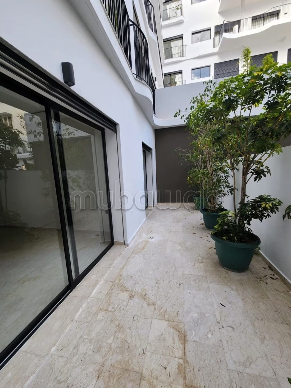 Studio haute Gamme 64m2 à Bourgogne ouest Terrass
