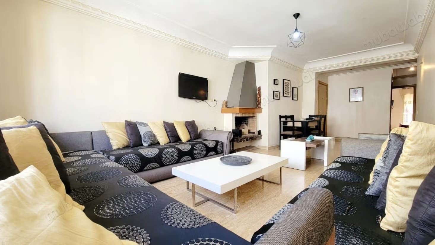 Appartement resisdence fermeé ave grand balcon