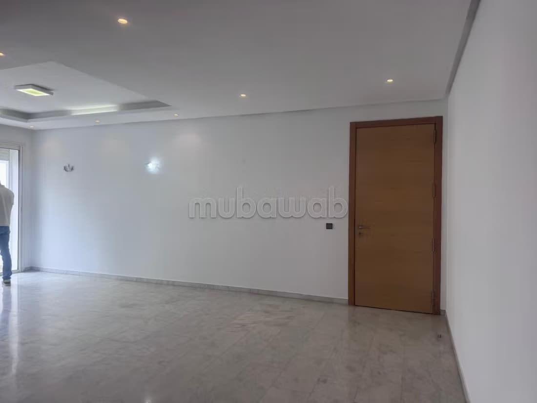 Bel appartement a louer à prestigia hay riad