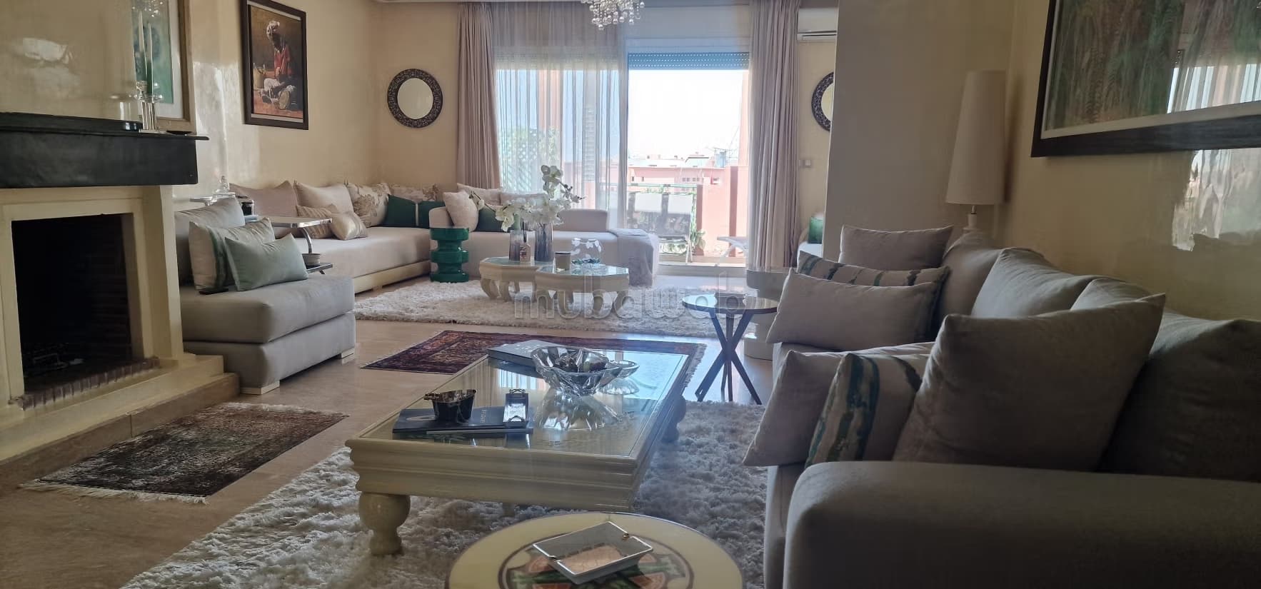 Belles et spacieuse appartement avandre
