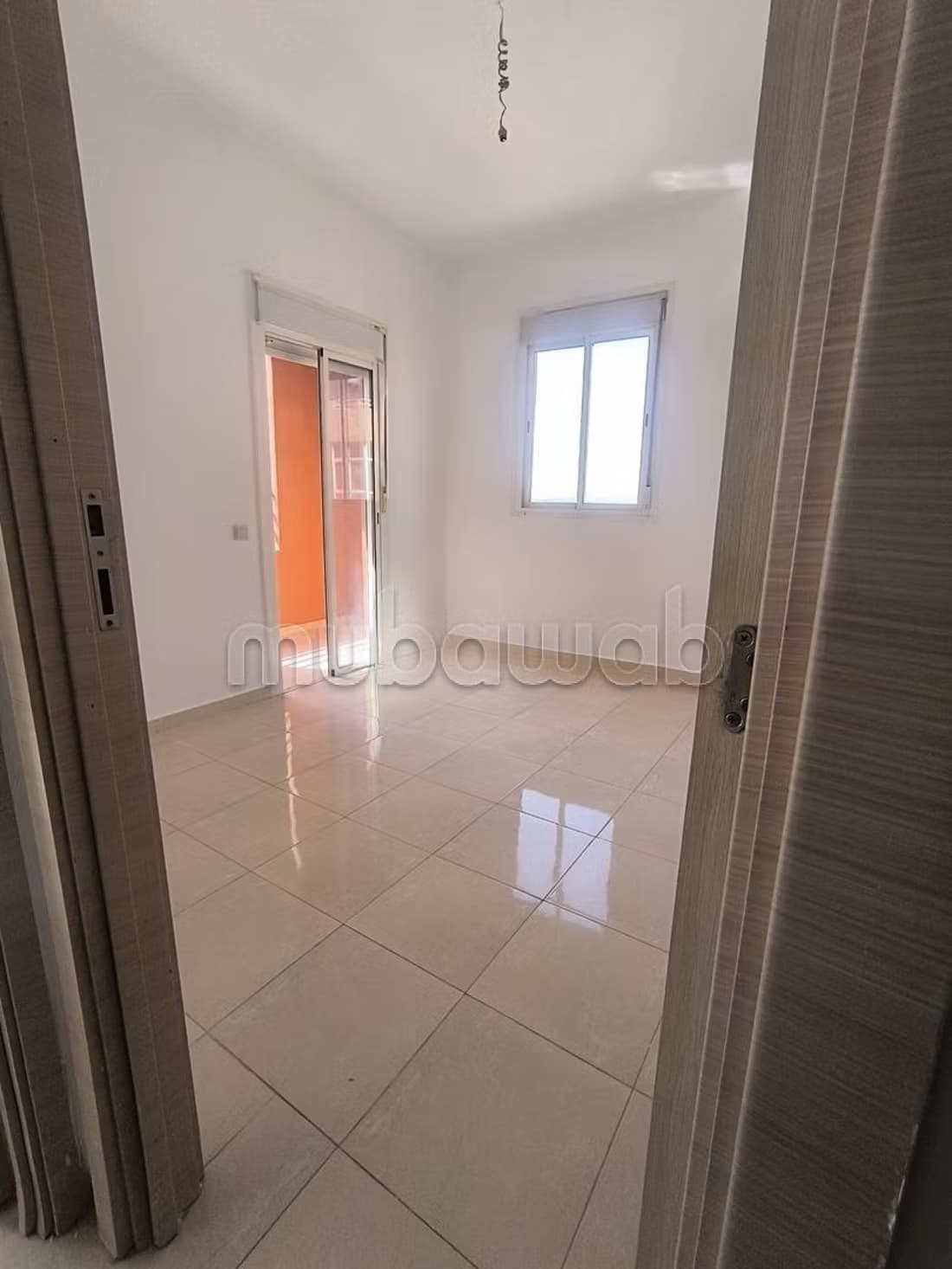 Appartement à louer vide situé à Mabrouka