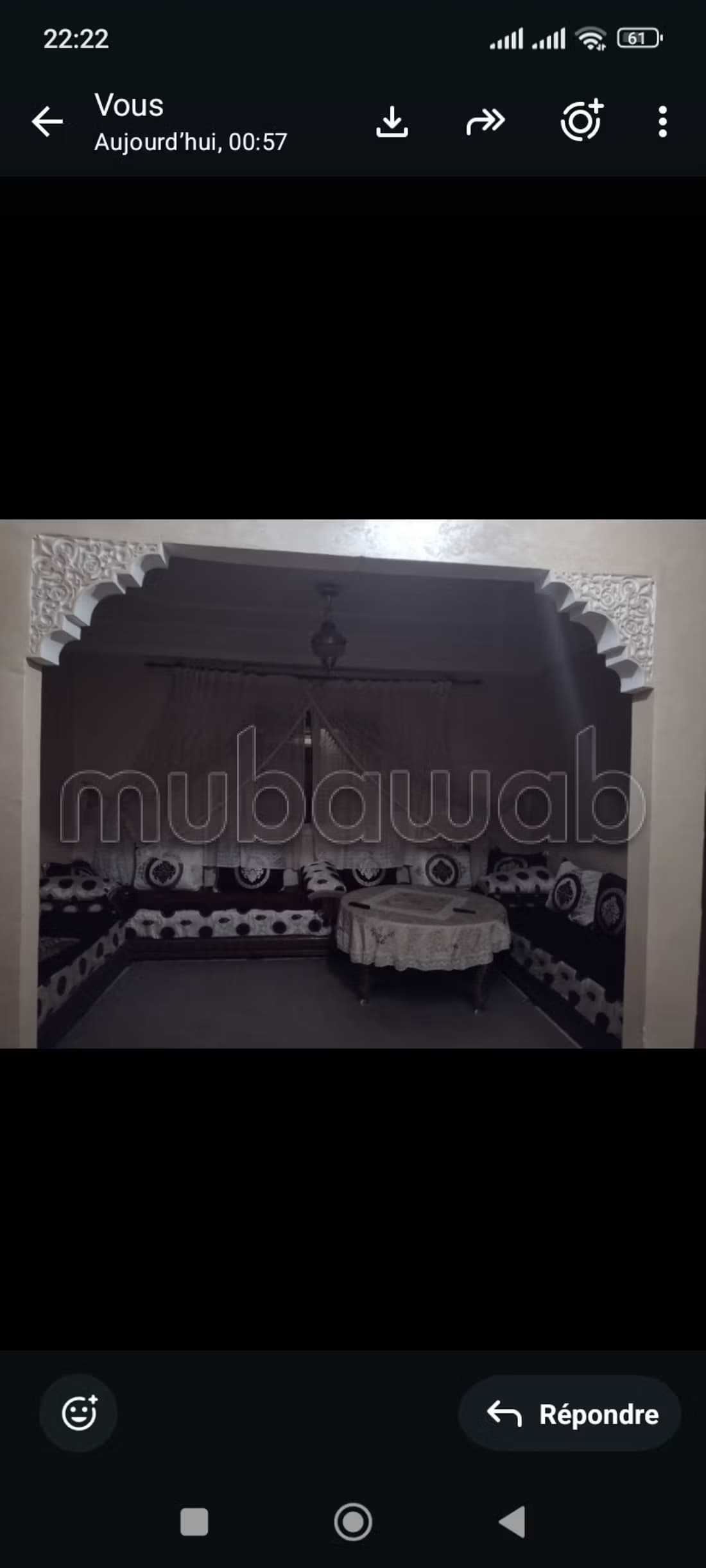 Louez cet appartement à Cité Adrar. 1 Pièce. Bien meublé