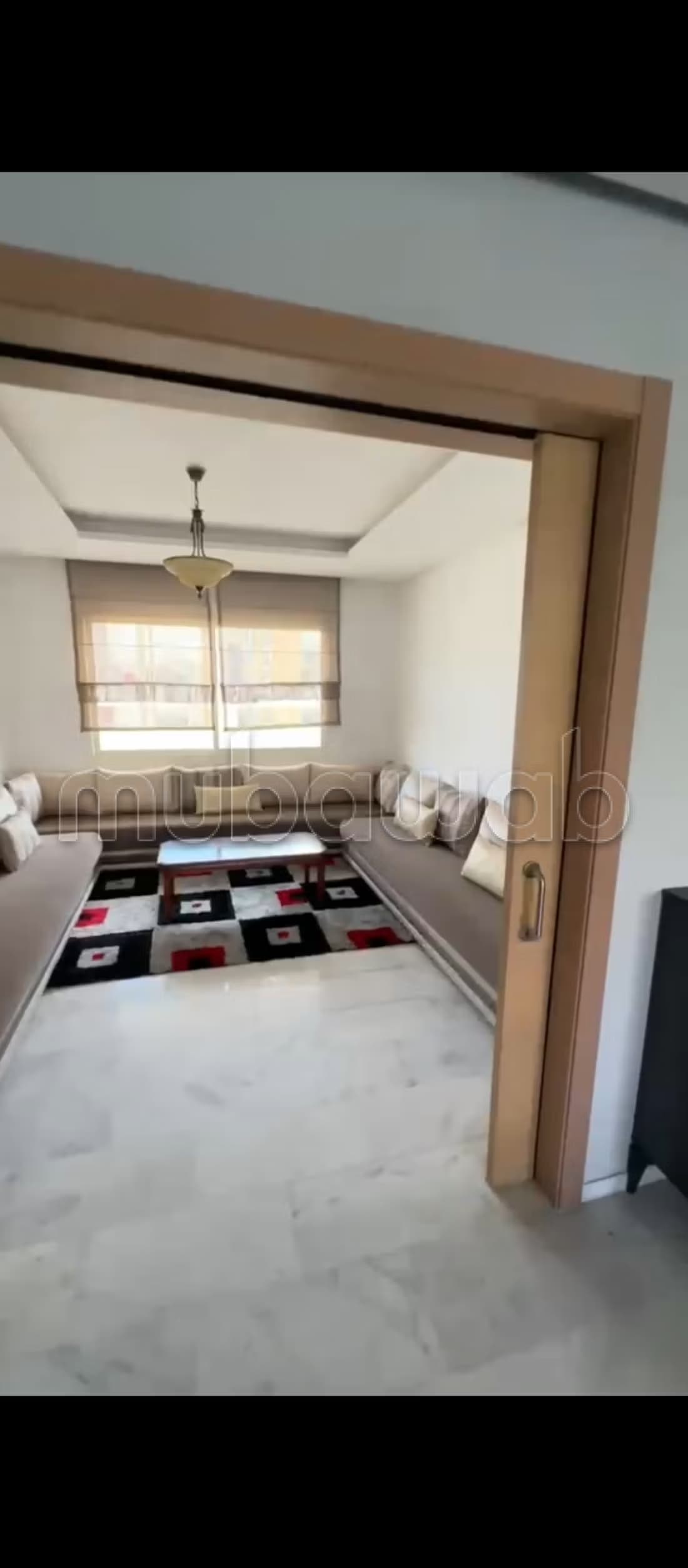 Location d'un appartement à Riyad. 2 grandes pièces. Grand b...