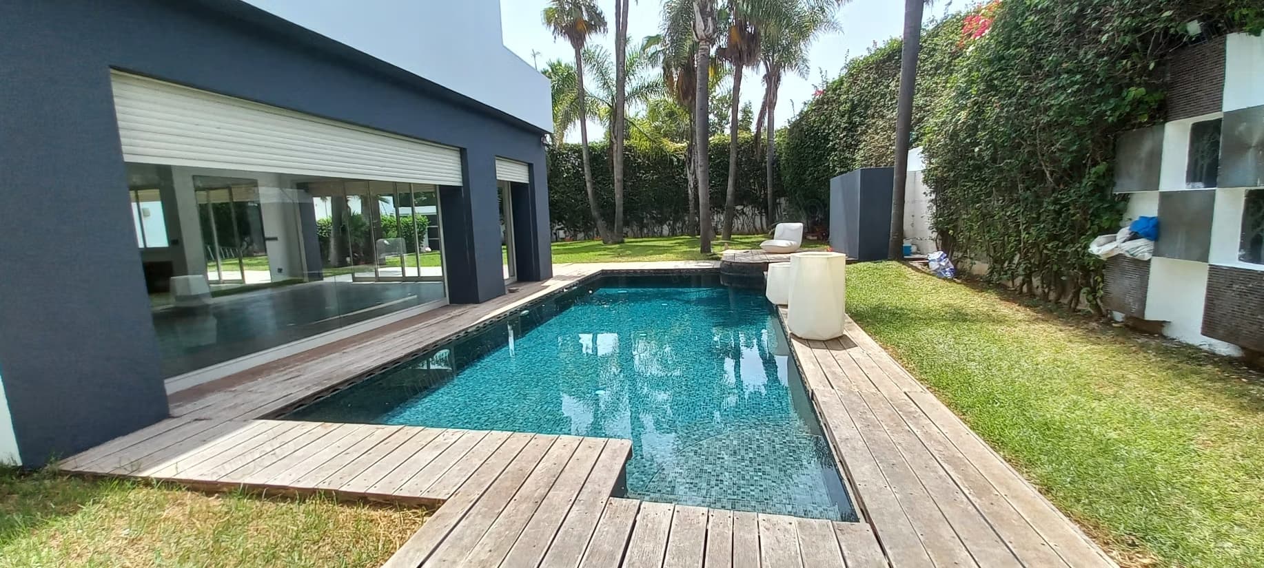 À louer – Superbe villa à Anfa, avec piscine et à 5 minutes...