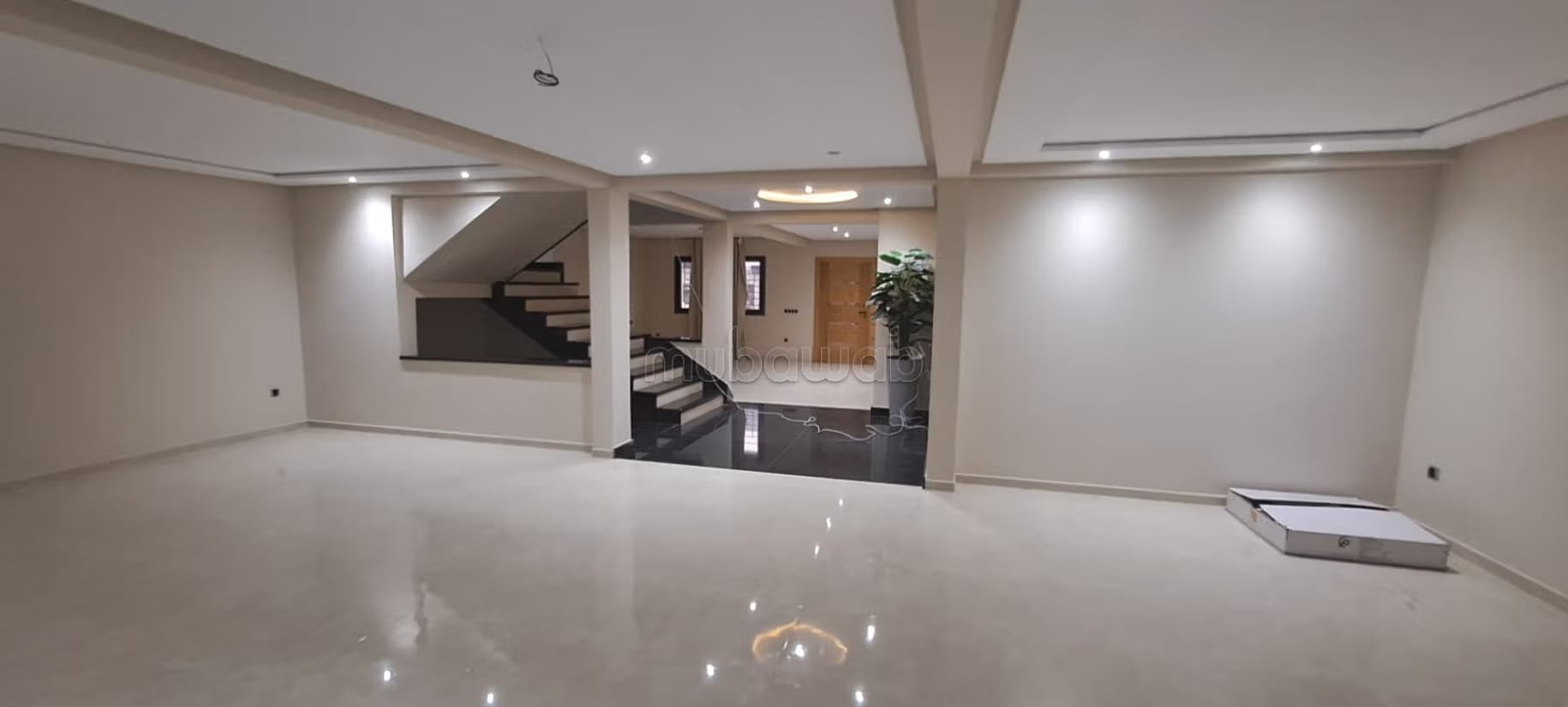 Vente villa de luxe à Al Boustane. Surface totale 235 m². Vu...