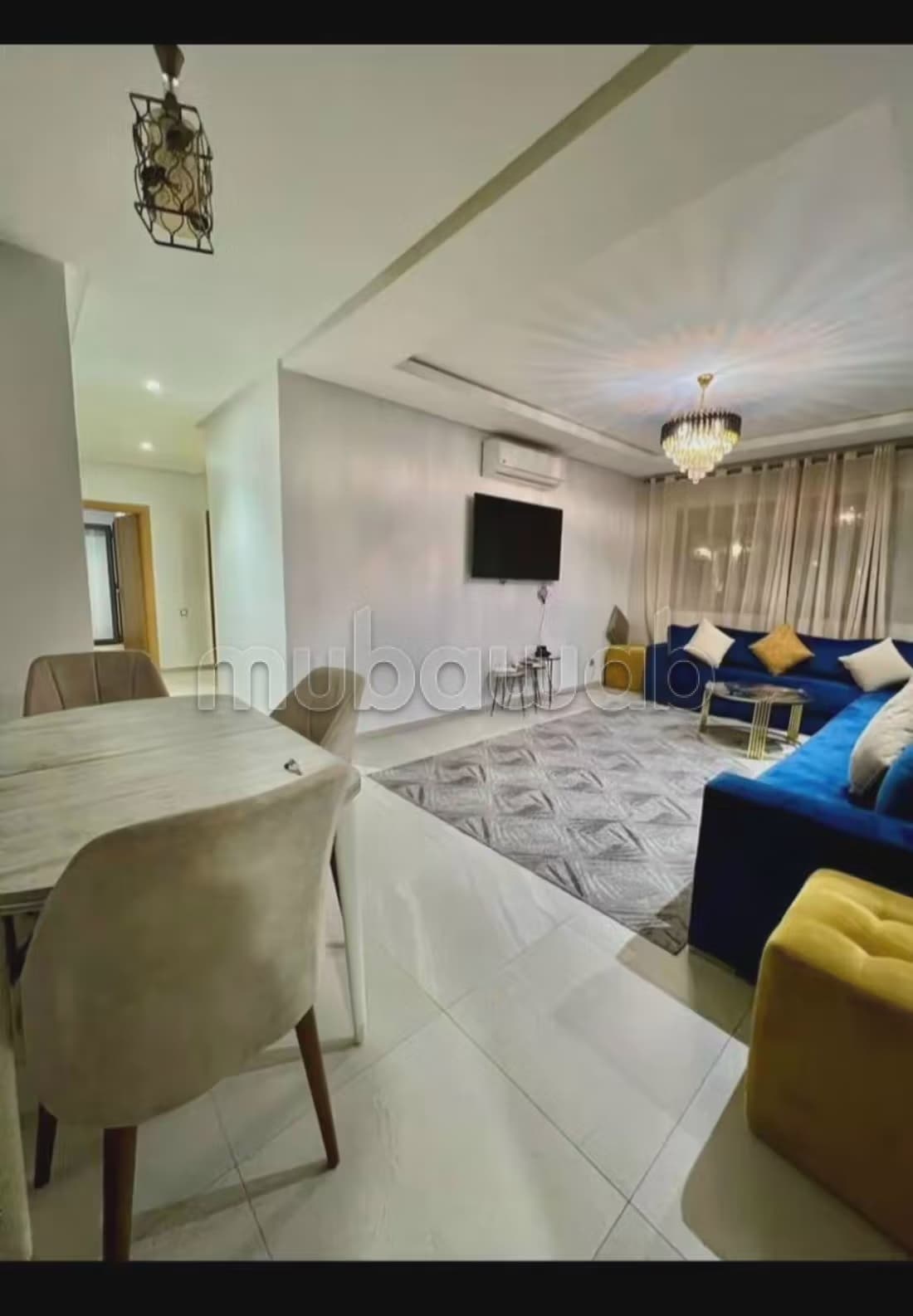 Superbe appartement à louer par jour. 5 grandes pièces. Meub...