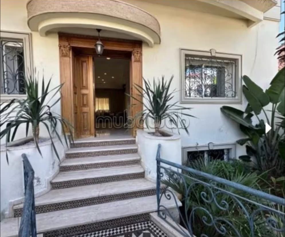 Belle villa à vendre laymoune