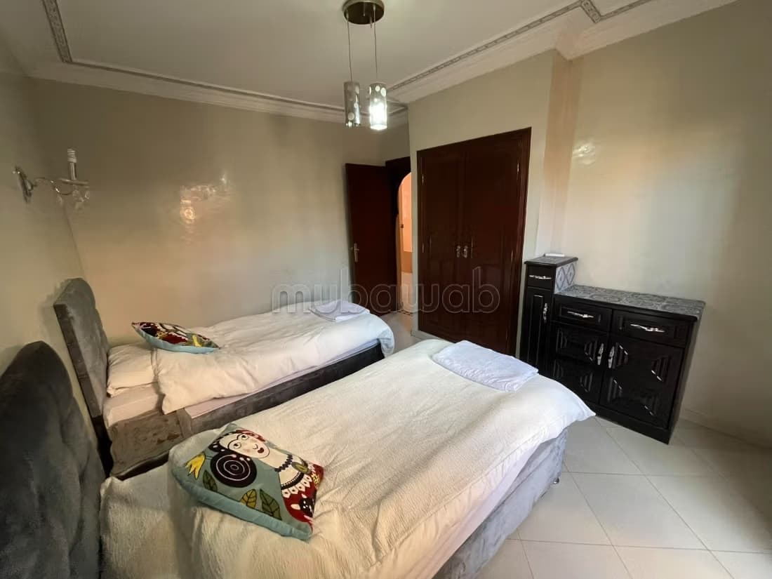 Louez cet appartement à Issil. 2 pièces confortables. Bien m...