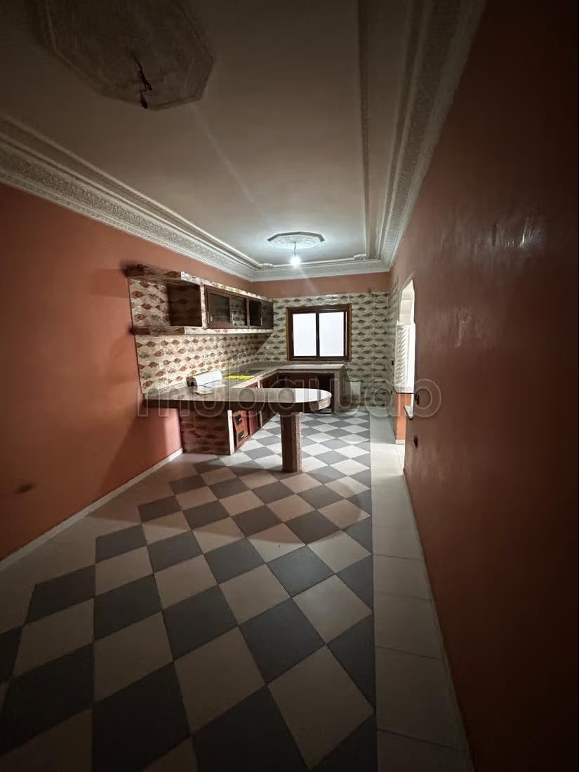 Superbe appartement à louer à Hay Zitoun. Superficie 120 m²