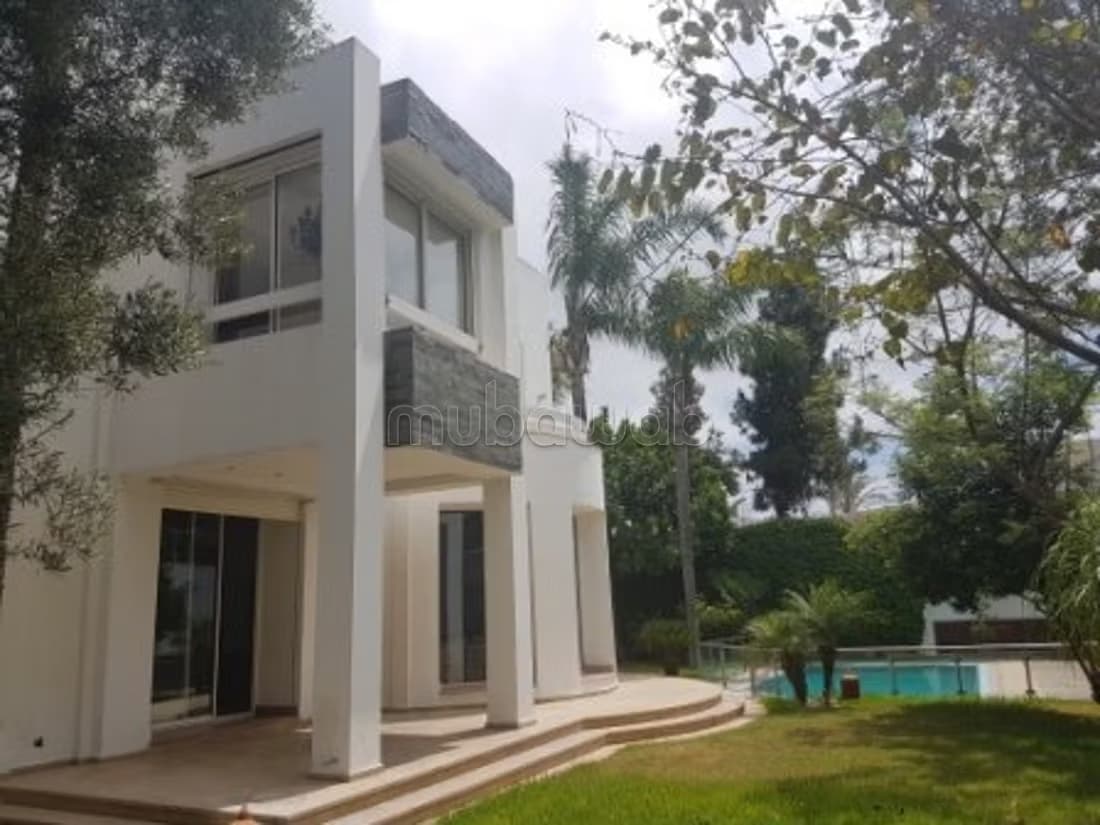 Magnifique villa a chantilly anfa