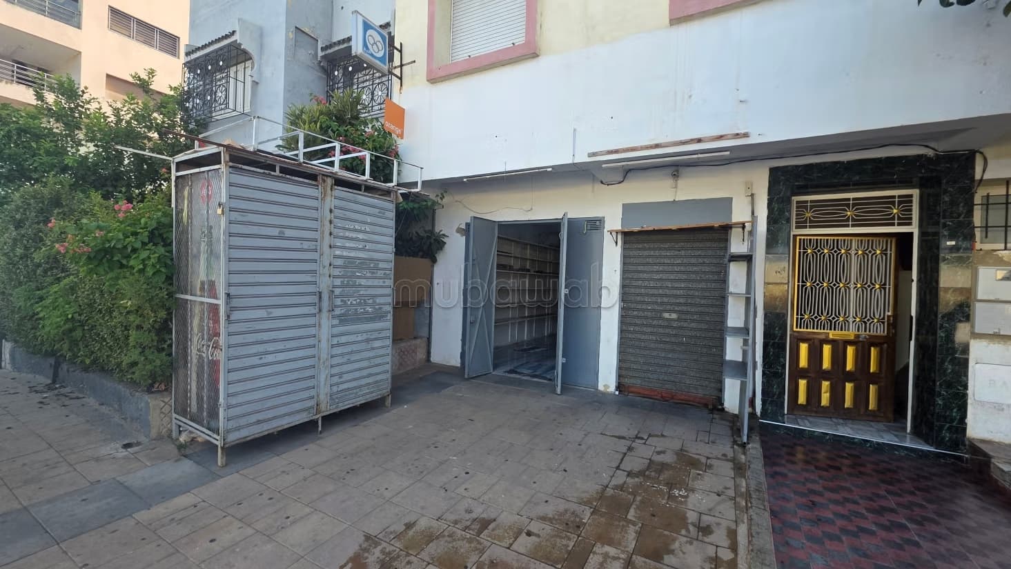 Magasin commercial à louer avec licence de tabac dans le qua...