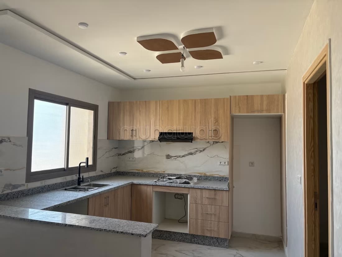Oujda tres beau appartement a vendre