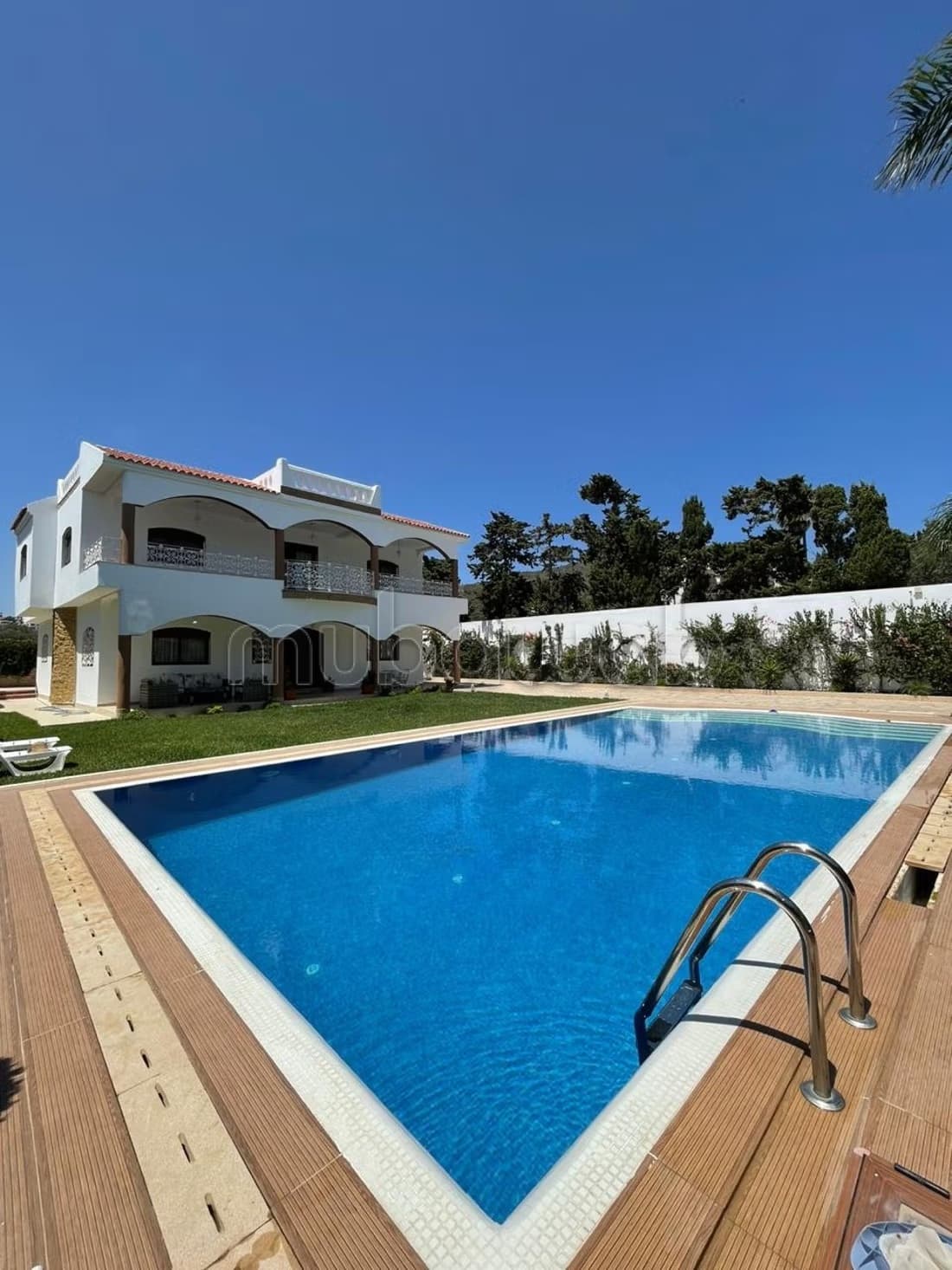 Bel appartement à vendre à Mdiq. 2 grandes pièces