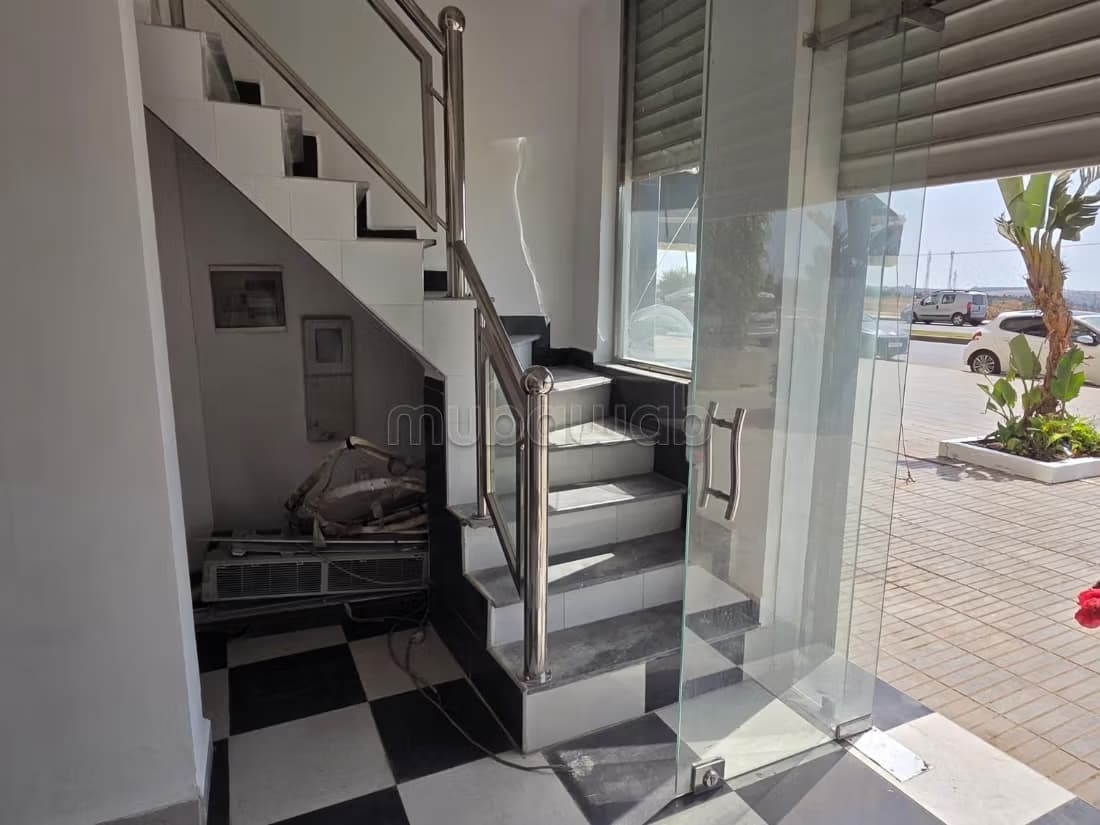 Local commercial à vendre à Sala Al Jadida – 60 m²