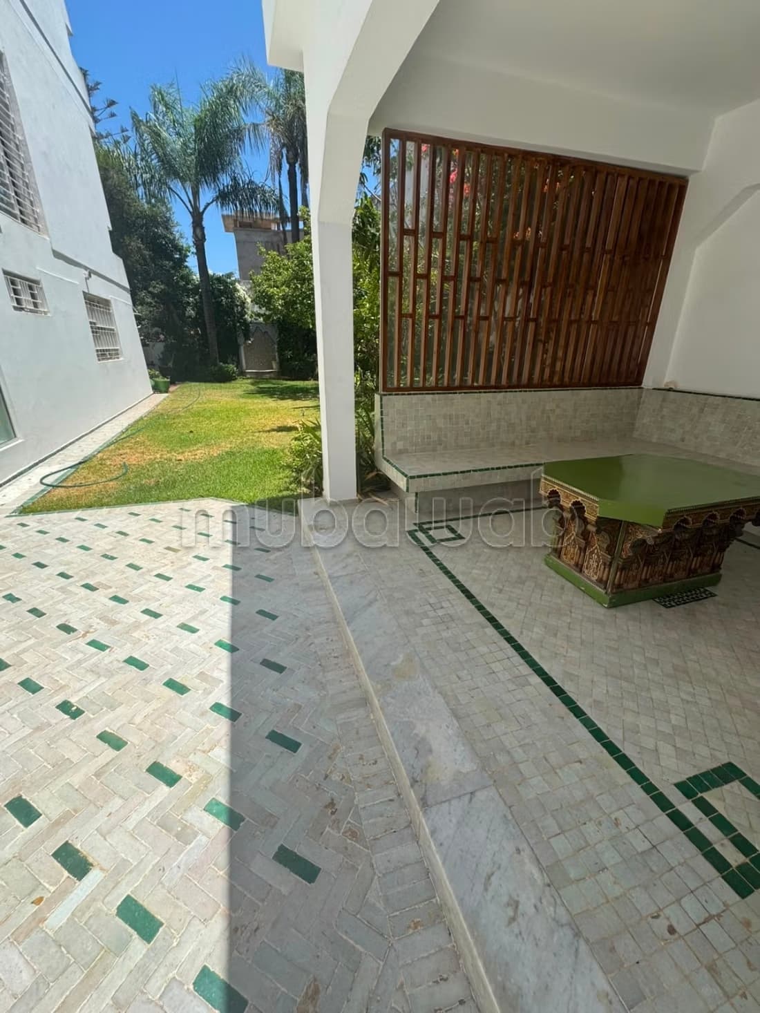 Triplex a la location vide a anfa 28000dh
