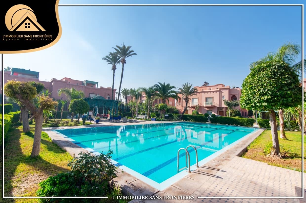 Villa à vendre à Targa, Marrakech — piscine collective — 336...
