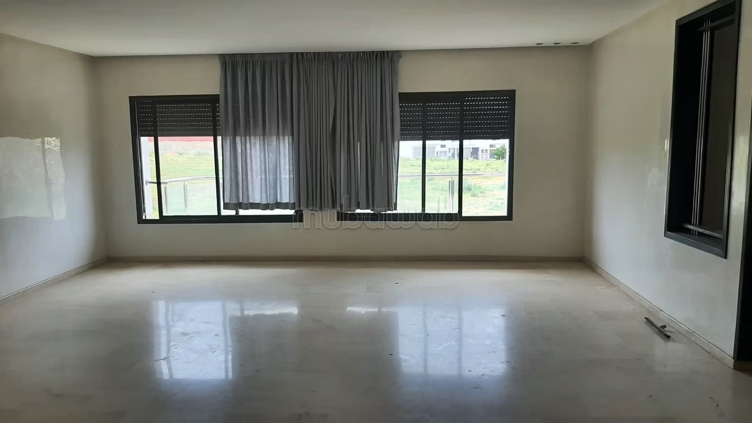 Appartement en location à Nouvelle Ville. 3 belles chambres...