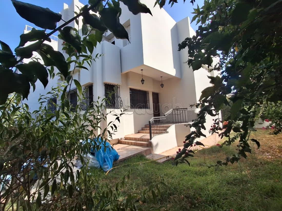 À louer / Villa à usage professionnel